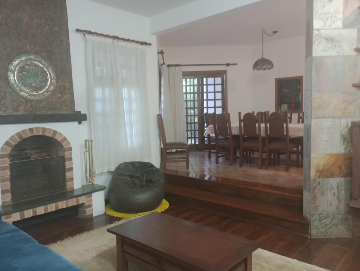 Casa Vista Lago Vitoria Regia Holambra Eksteriør bilde